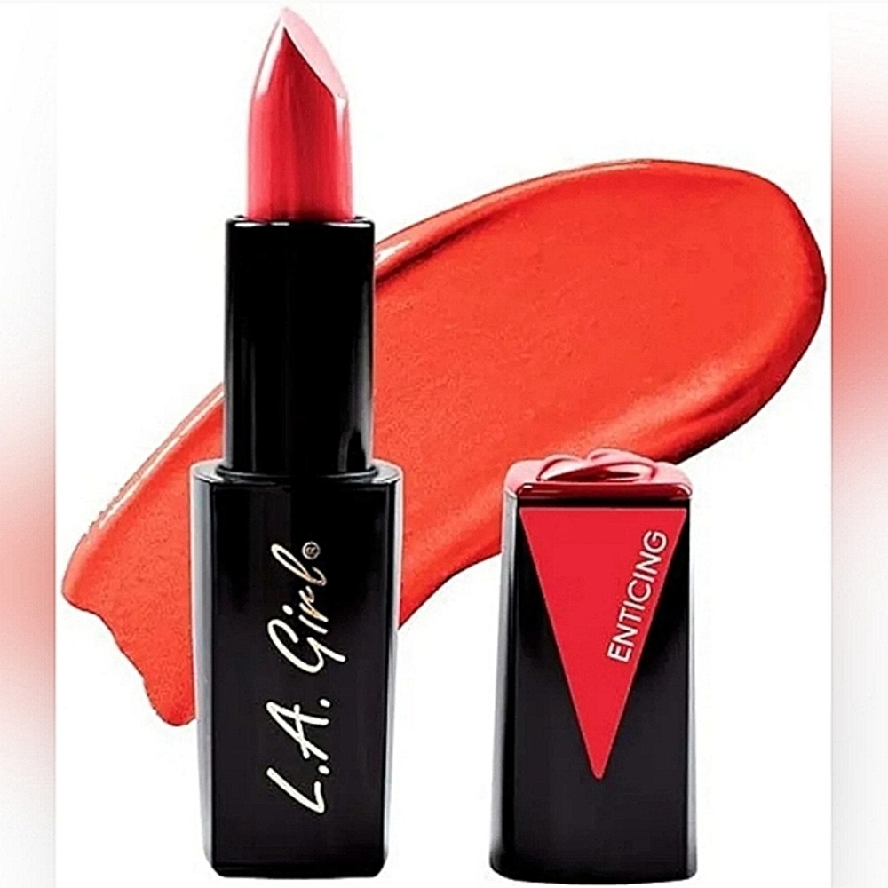 5 x LA Girl Lip Attraction Lipstick in Enticing